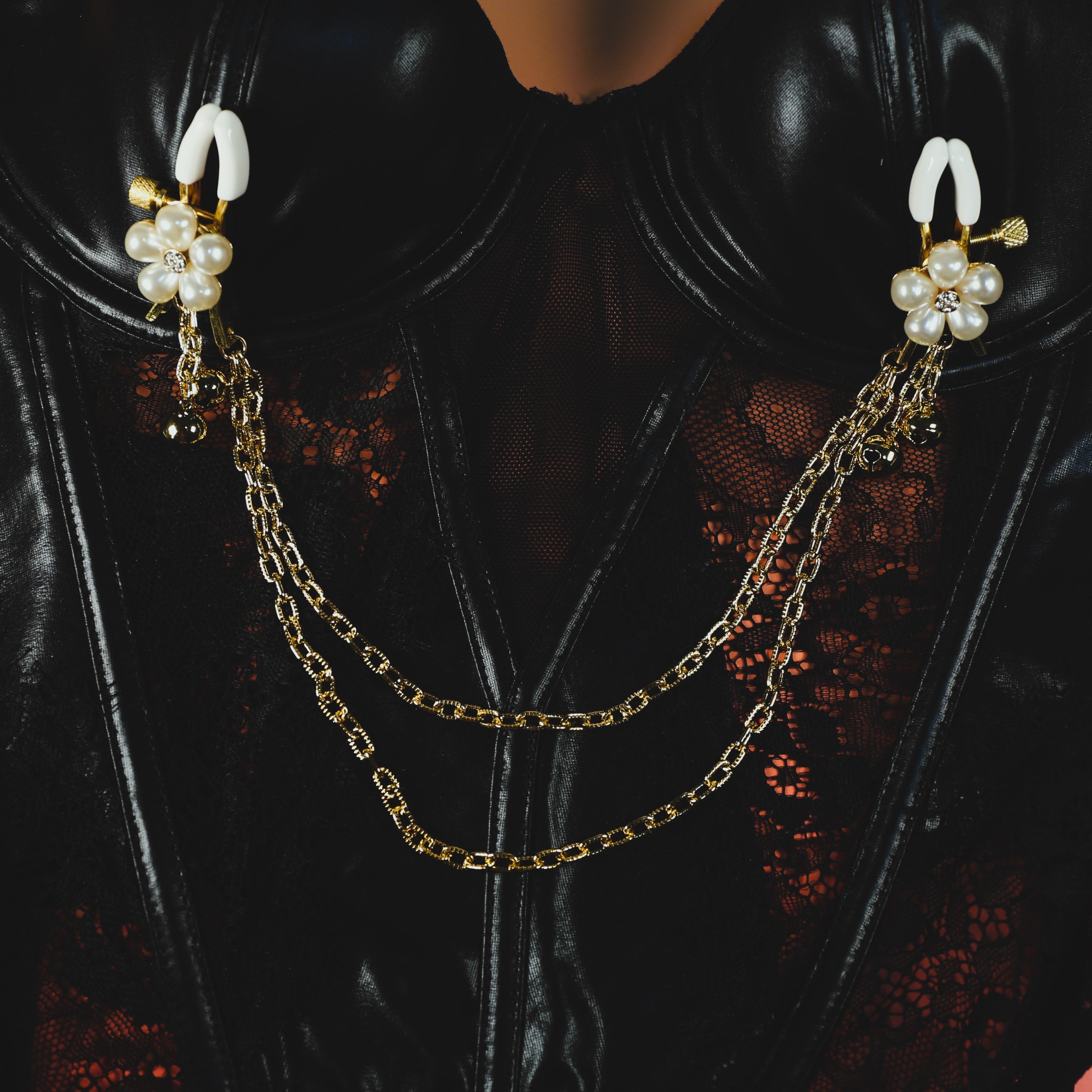 ๐ธ Pearl Blossom Nipple Clamps Play Tool โ Enhance Sensitivity, Embrace Desire ๐ | Sensual Pleasure for Couples ๐ซ