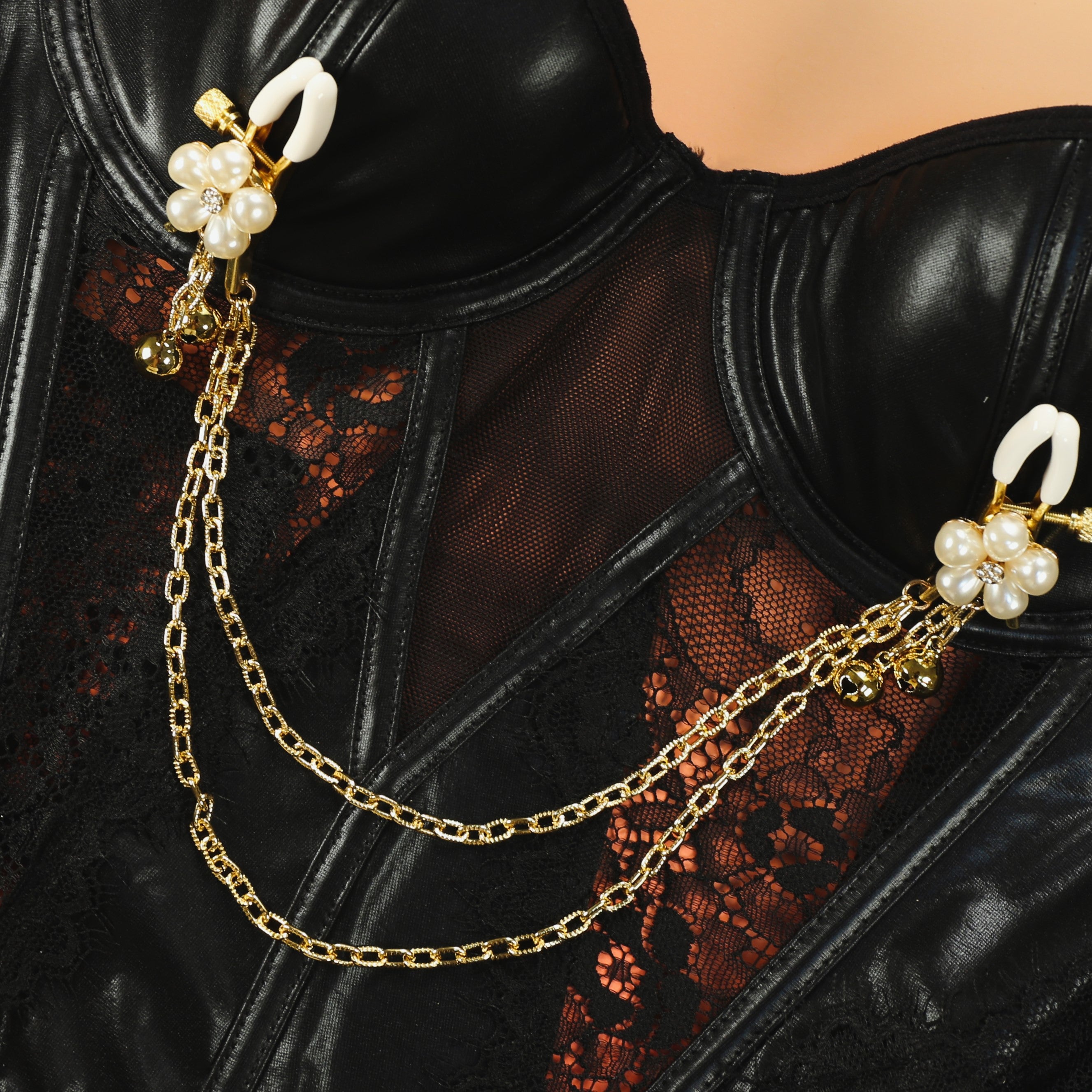 ๐ธ Pearl Blossom Nipple Clamps Play Tool โ Enhance Sensitivity, Embrace Desire ๐ | Sensual Pleasure for Couples ๐ซ
